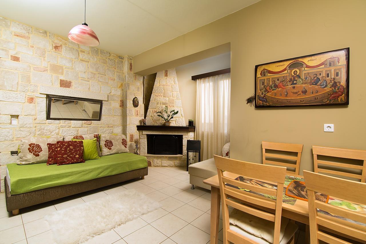 Home Suites Hersonissos  Bagian luar foto